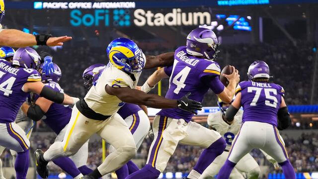 Minnesota Vikings vs LA Rams en la NFL.