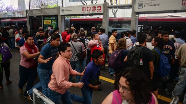 El servicio del Metrobús y otras opciones de transporte ha sido gratuito estos días.