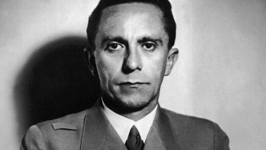 Los pequeños Goebbels detractores de la Cuarta Transformación