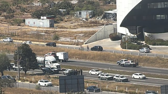 Atlixco: Persecución en la carretera Puebla-Izúcar deja un detenido