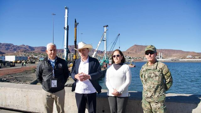 Alfonso Durazo supervisa remodelación del muelle de Guaymas en Sonora