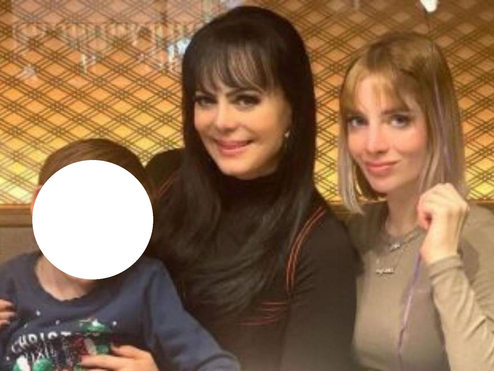 Maribel Guardia e Imelda Garza-Tuñón.