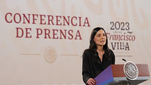 Ana Elizabeth García Vilchis presenta el Quién es quién en las mentiras