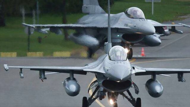 cazas F-16