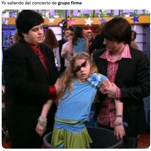 Memes concierto de Grupo Firme