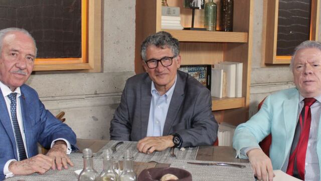 Arturo Alcalde Justiniani, Abogado Laborista