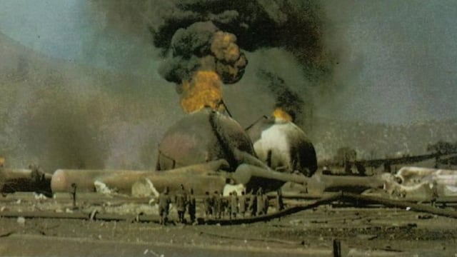 La primera explosión ocurrió a las 5:45, y le siguió una serie de estallidos. Foto/Especial