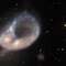 FOTO: Telescopio Hubble capta increíble fusión de galaxias que forman un “anillo colosal”