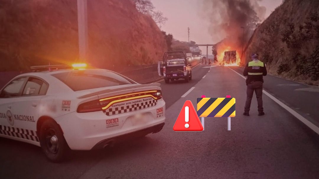 Tráiler en llamas en Chamapa-La Venta provoca cierre vial en Naucalpan