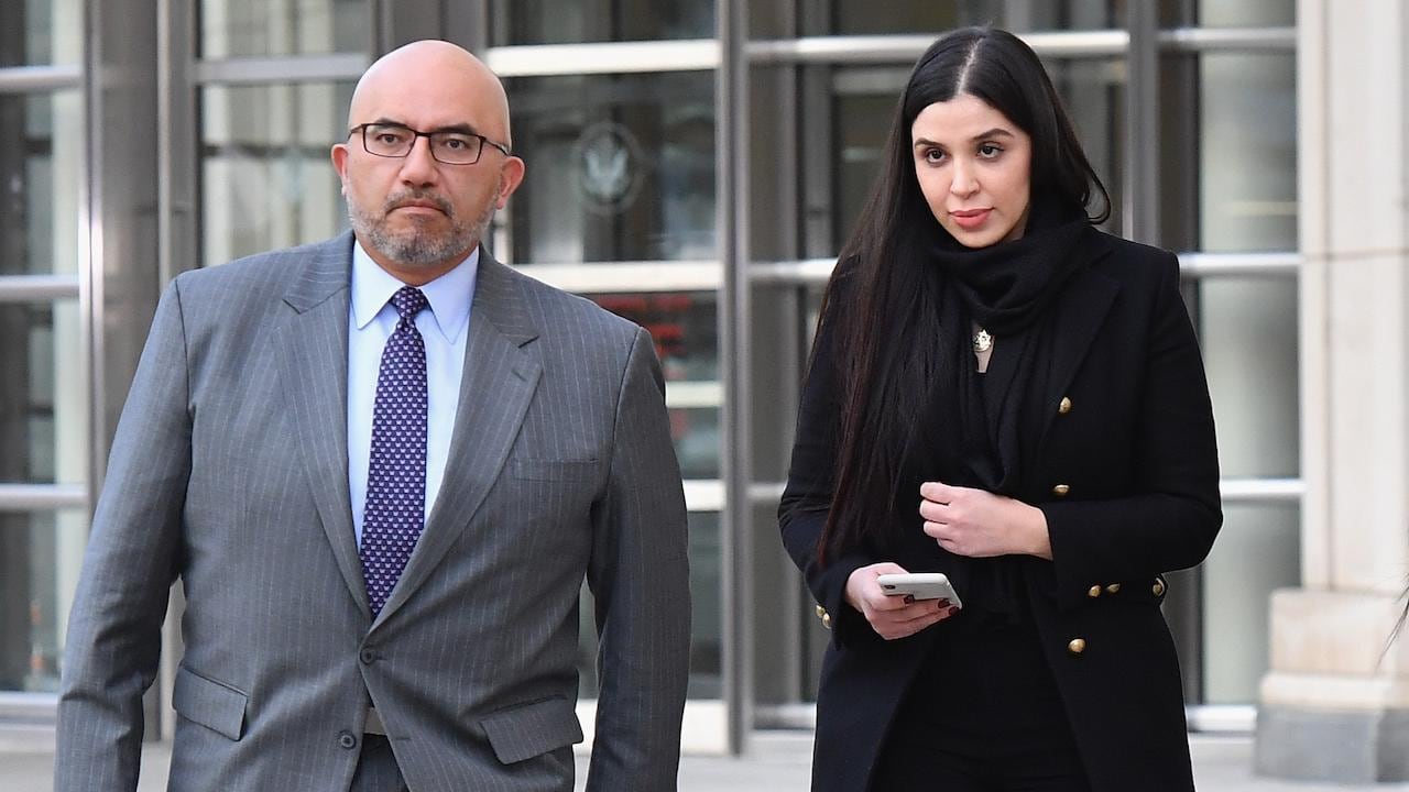 Eduardo Balarezo, abogado y Emma Coronel, esposa de Joaquín Guzmán Loera
