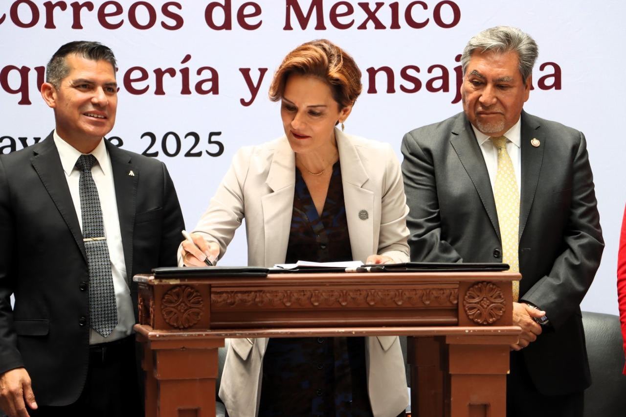 Correos de México y Mexicana firman convenio