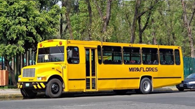 Transporte escolar. Colegio Miraflores.