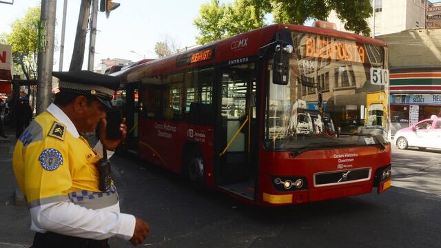Unidad del Metrobús. Riesgo de dejar de operar.