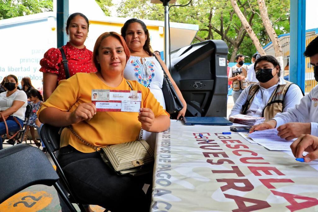 Rubén Rocha Moya - “La Escuela es Nuestra”