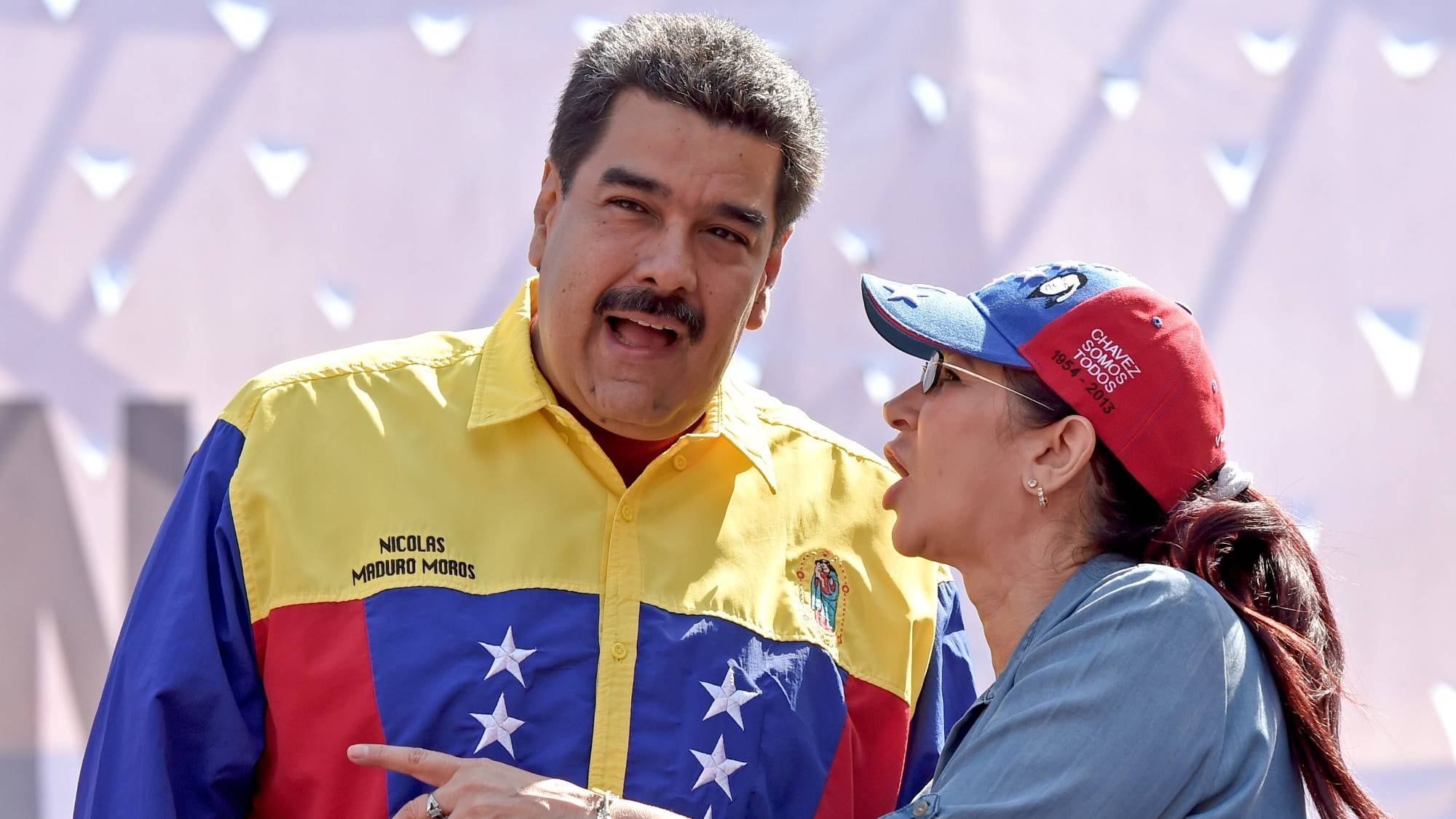 El presidente venezolano y su esposa, Cilia Flores.