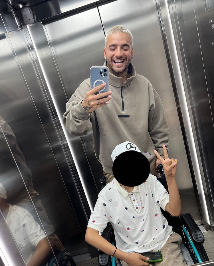 Maluma sorprende a fan
