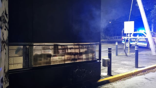 FES Acatlán: Incendio en caseta de vigilancia