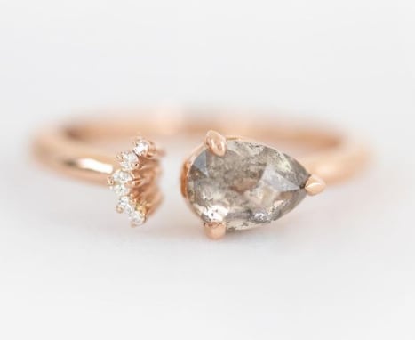 Anillo de compromiso de Marimar Vega