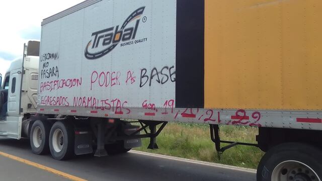 Gobierno de Michoacán duerme con el enemigo; funcionario llama a bloquear carreteras y quemar vehículos