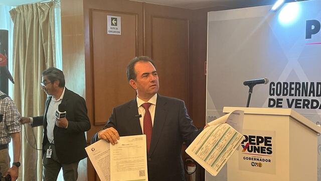 Pepe Yunes denuncia a Rocío Nahle por enriquecimiento ilícito