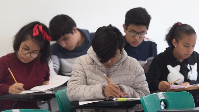 COMIPEMS 2023: UNAM y Politécnico ofrecen simulador de examen al bachillerato.