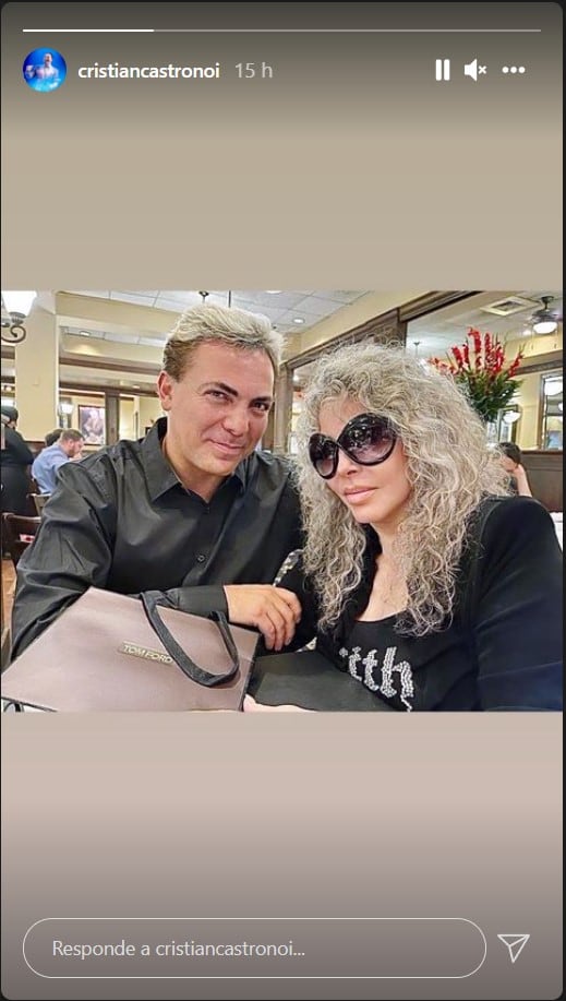 Verónica Castro y sus hijos