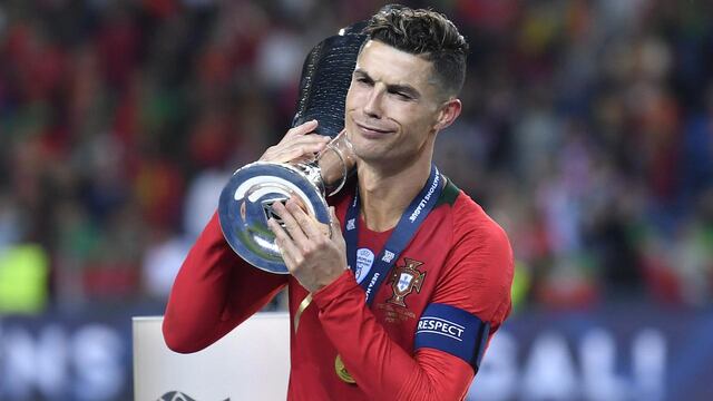 Cristiano ganó su segundo titulo oficial con Portugal