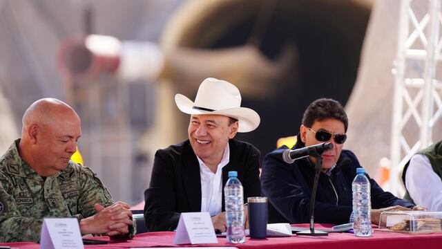 Alfonso Durazo encabeza primera conexión de túnel ferroviario de Nogales