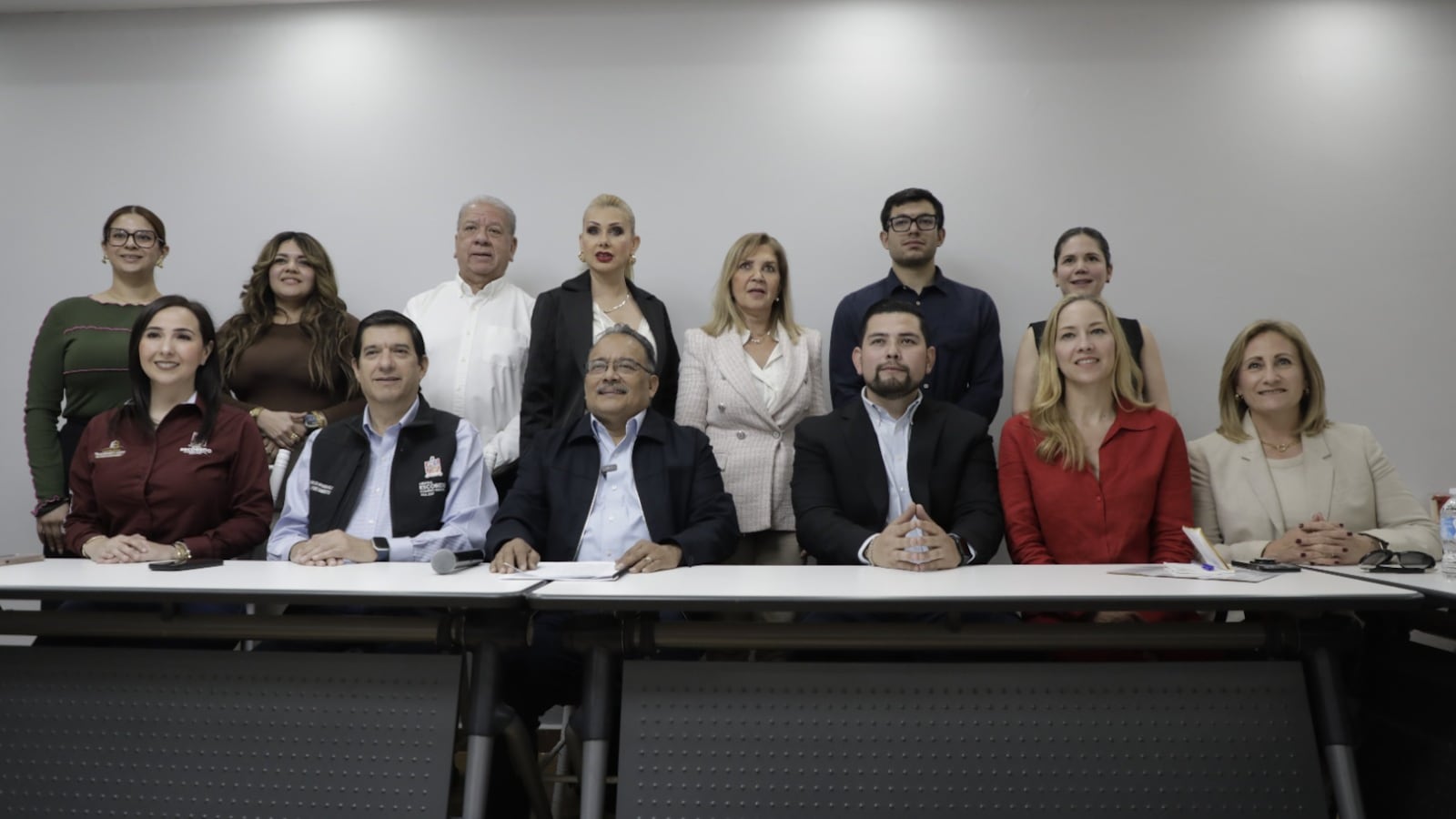 Andrés Mijes reúne a alcaldes metropolitanos para fortalecer agenda rumbo al Mundial 2026