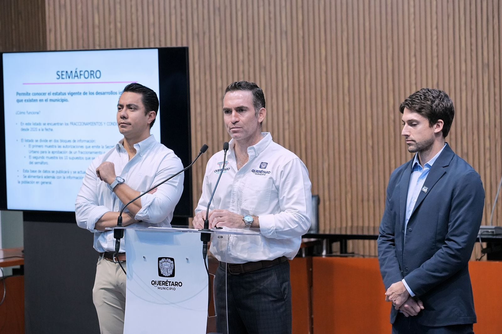 Felifer Macías lanza Semáforo Inmobiliario