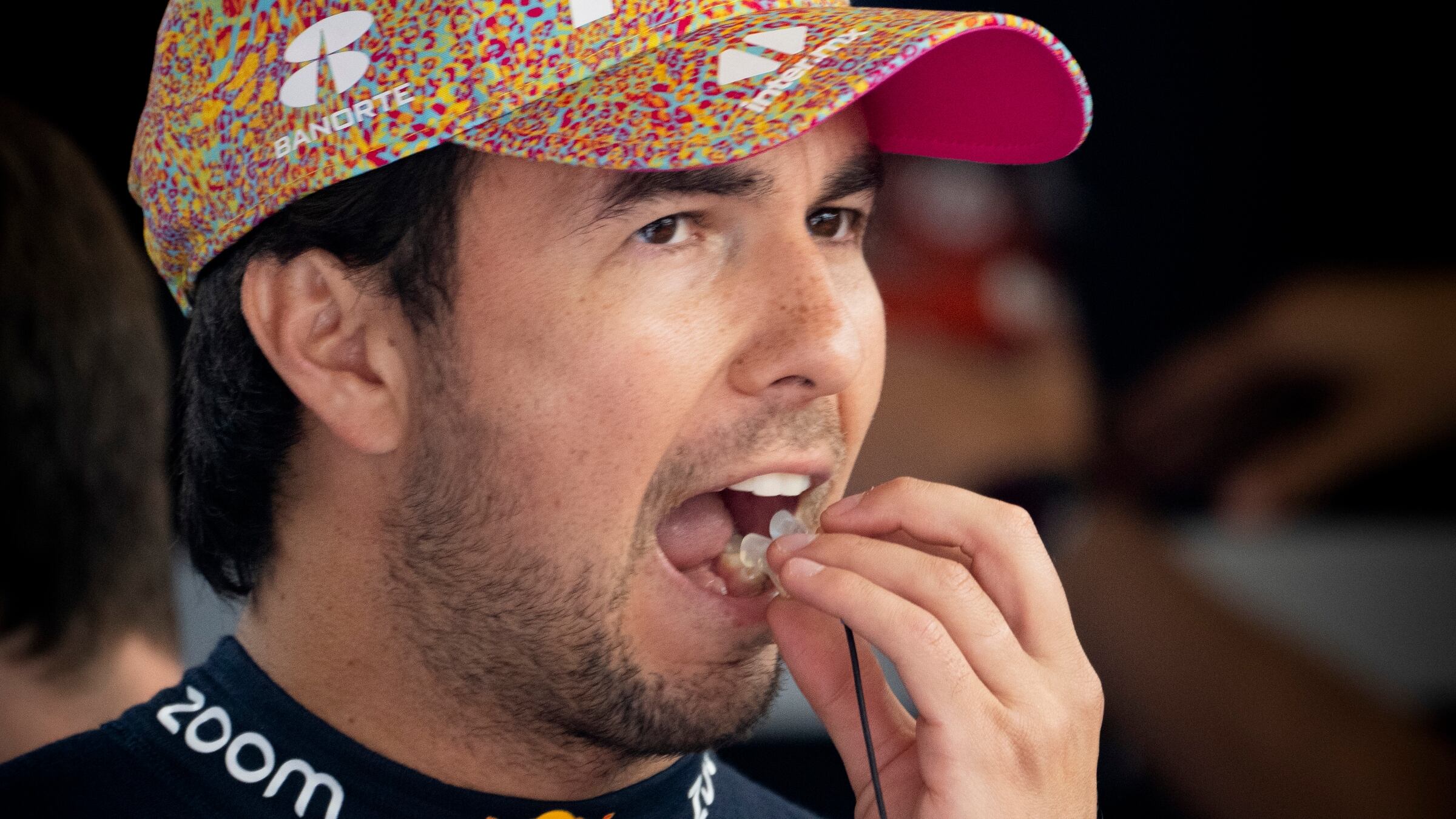 A Checo Pérez se le fue la temporada en 3 carreras; Max Verstappen le saca casi 70 puntos