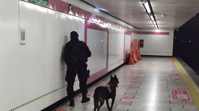 Binomios caninos revisaron la estación del Metro Boulevard Puerto Aéreo en busca de algún artefacto explosivo