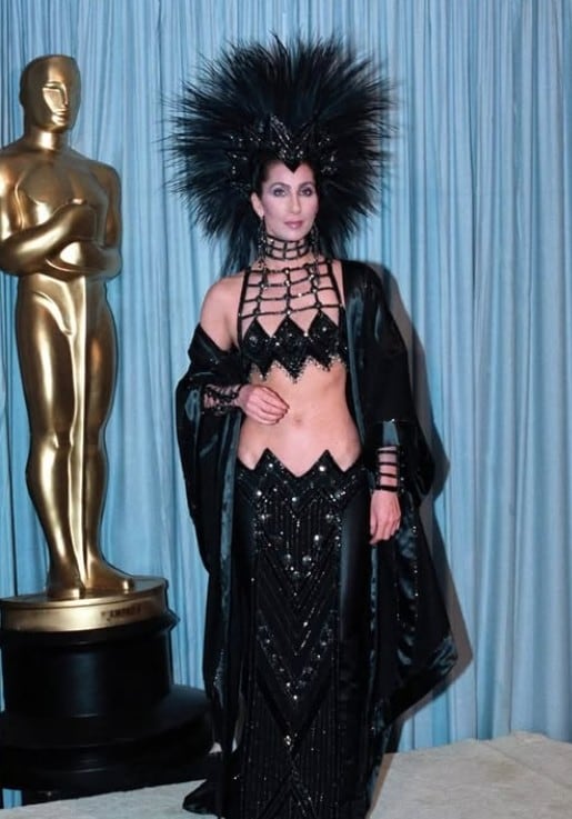 Muere Bob Mackie, el diseñador de Cher y creador del famoso vestido de Marilyn Monroe