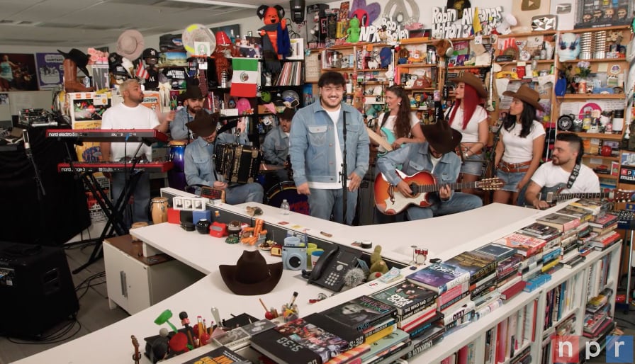 Grupo Frontera en su primer Tiny Desk