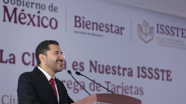 Martí Batres, director general del ISSSTE