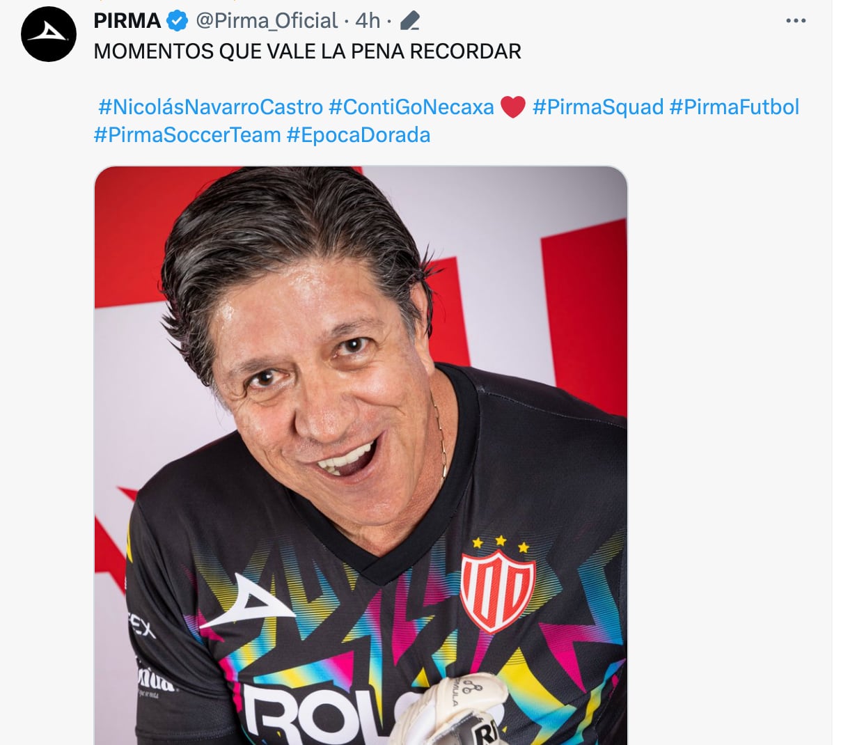 Nicolás Navarro presentó el nuevo uniforme del Club Necaxa