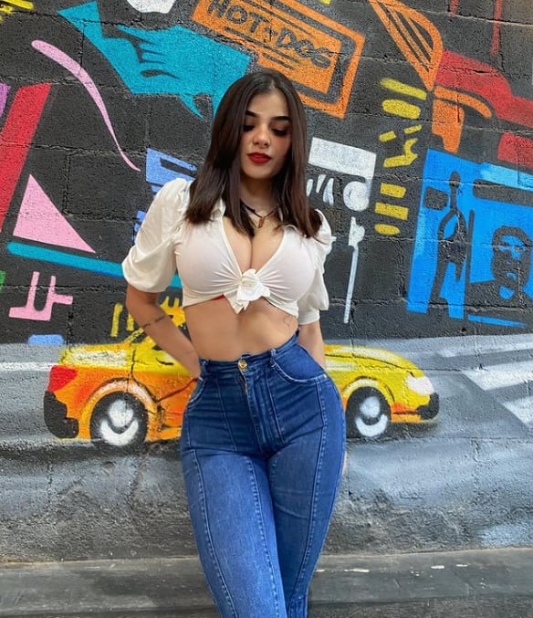 Karely Ruiz