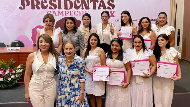 Presidentas Mx toma protesta a Elidee Luna Medina