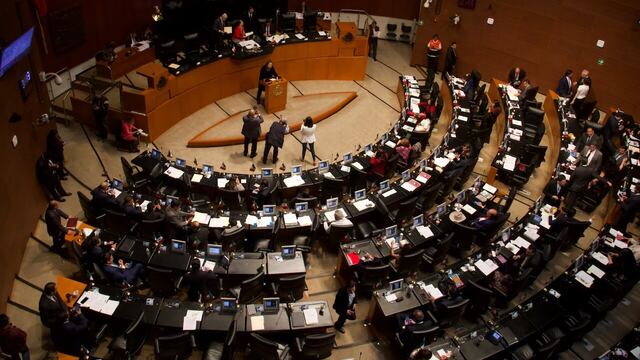 La bancada de Morena solicitó la desaparición de poderes en Tamaulipas y Guanajuato.