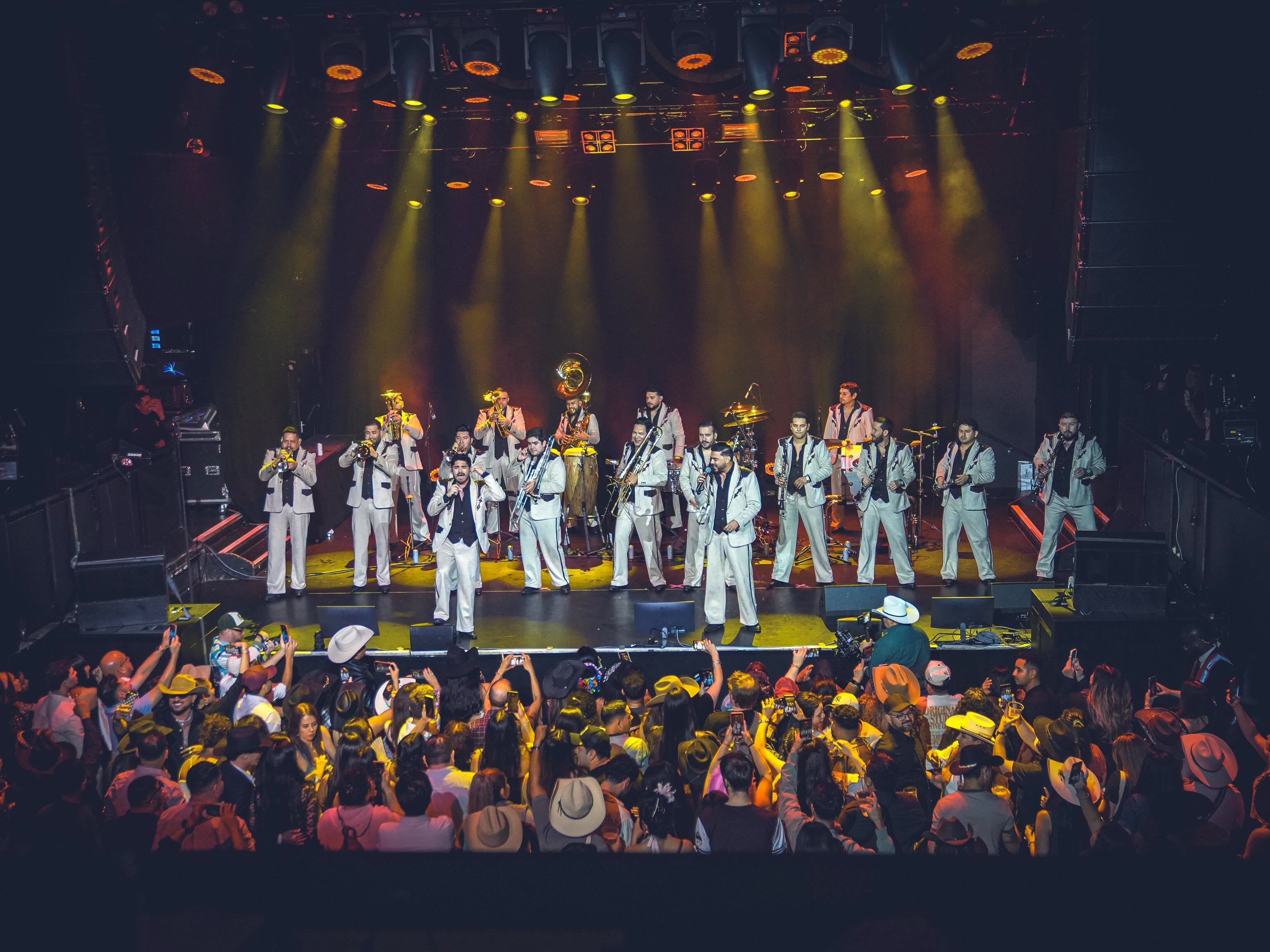 Banda El Recodo en concierto en Londres