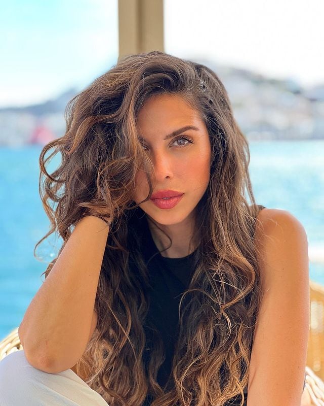 Mirela, quien cantaría las canciones en La Sirenita live action.