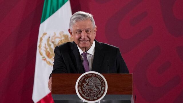 López Obrador responde preguntas de la prensa