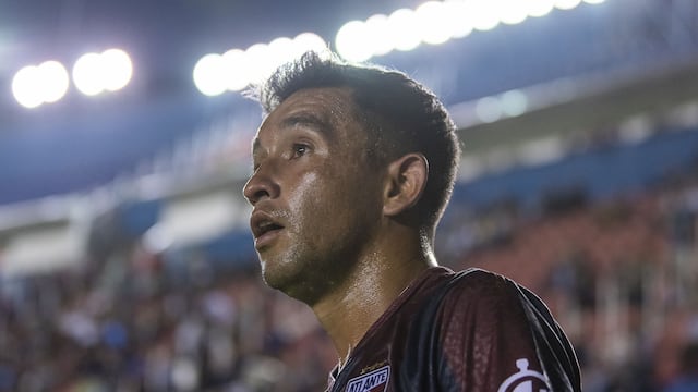 Hobbit Bermúdez con Atlante.