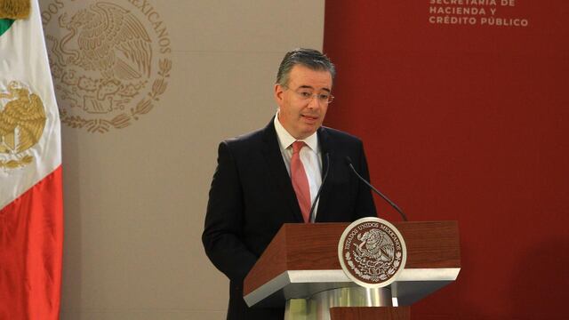 Alejandro Díaz de León, gobernador del Banco de México