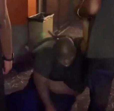 Borracho se cae