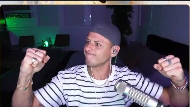 Chicharito hace un épico festejo con la Selección Mexicana