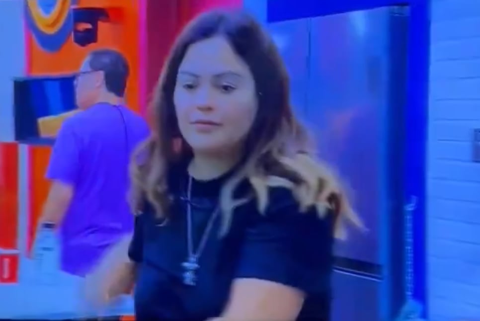 Descuido de Mariana Echeverría en La Casa de los Famosos México 2024