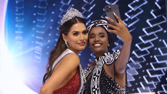 Andrea Meza en Miss Universo