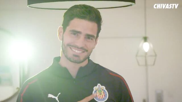 Briseño ya porta los colores del Rebaño Sagrado