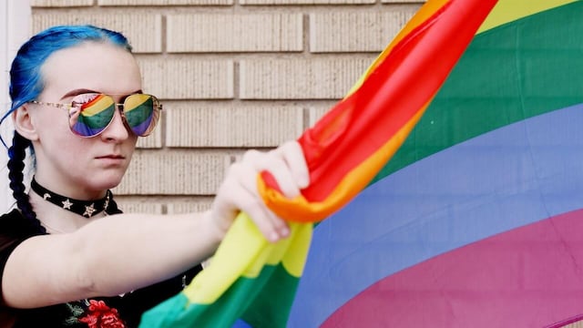 bandera LGBTI 70 PAISES ES ILEGAL